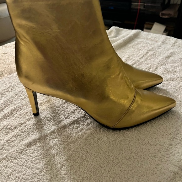 RAG & BONE METALLIC GOLD LEATHER ANKLE BOOTS… SIZE 40/9.5 MEDIUM… NWOB 3” HEELS - Picture 4 of 14